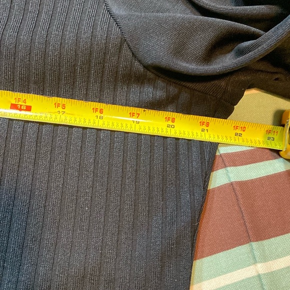 Dressy Sweater by Misook Brand.  GUC! - Picture 7 of 16